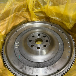 Маховик 5269358F ISF2.8